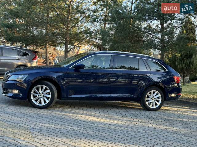 Синій Шкода Суперб, об'ємом двигуна 2 л та пробігом 194 тис. км за 16999 $, фото 19 на Automoto.ua