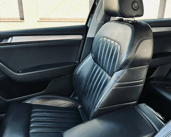 Синий Шкода Суперб, объемом двигателя 2 л и пробегом 198 тыс. км за 17200 $, фото 45 на Automoto.ua