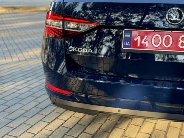 Синій Шкода Суперб, об'ємом двигуна 2 л та пробігом 195 тис. км за 17000 $, фото 9 на Automoto.ua