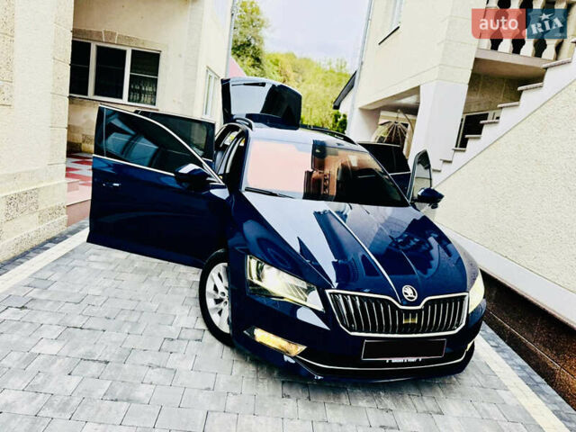 Синий Шкода Суперб, объемом двигателя 2 л и пробегом 198 тыс. км за 17200 $, фото 64 на Automoto.ua