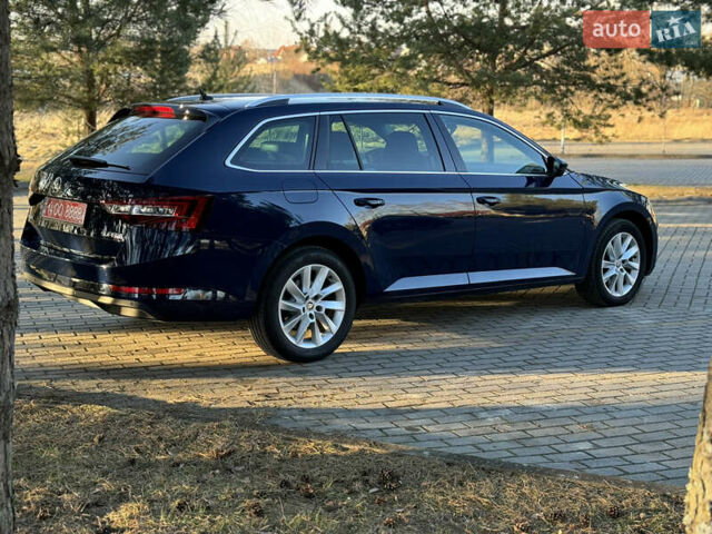 Синій Шкода Суперб, об'ємом двигуна 2 л та пробігом 194 тис. км за 16999 $, фото 91 на Automoto.ua