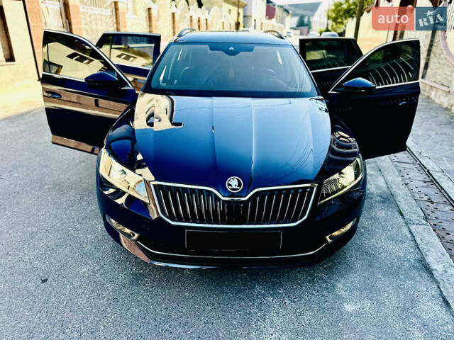 Синий Шкода Суперб, объемом двигателя 2 л и пробегом 198 тыс. км за 17200 $, фото 33 на Automoto.ua