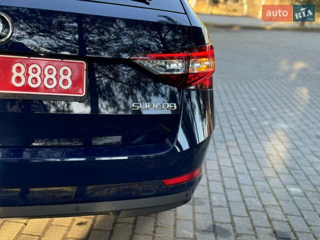 Синій Шкода Суперб, об'ємом двигуна 2 л та пробігом 194 тис. км за 16999 $, фото 22 на Automoto.ua
