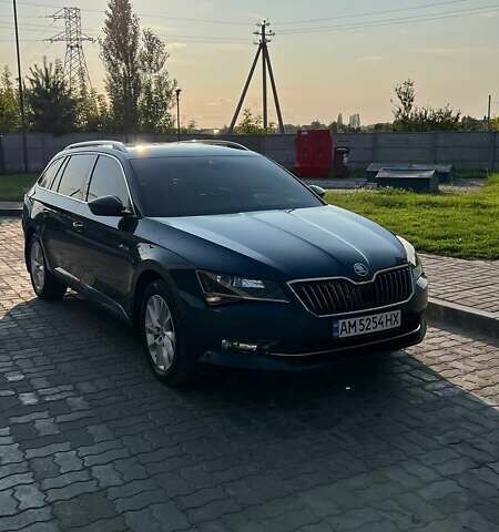 Синий Шкода Суперб, объемом двигателя 1.97 л и пробегом 280 тыс. км за 21000 $, фото 2 на Automoto.ua