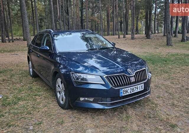 Синій Шкода Суперб, об'ємом двигуна 1.6 л та пробігом 150 тис. км за 18300 $, фото 9 на Automoto.ua