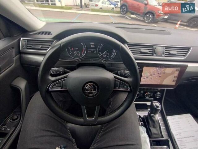 Синій Шкода Суперб, об'ємом двигуна 1.6 л та пробігом 150 тис. км за 18300 $, фото 12 на Automoto.ua