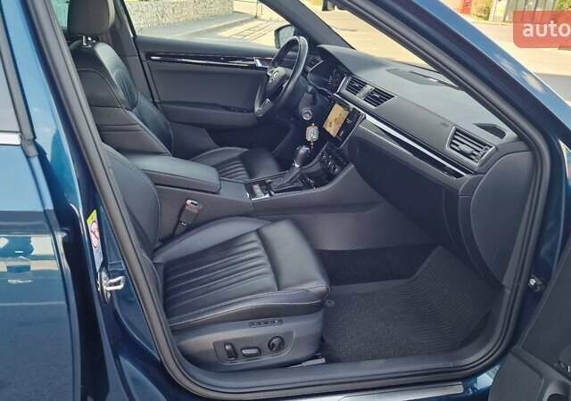 Синій Шкода Суперб, об'ємом двигуна 2 л та пробігом 146 тис. км за 29333 $, фото 43 на Automoto.ua