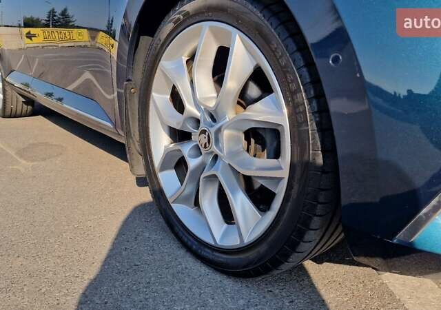 Синій Шкода Суперб, об'ємом двигуна 2 л та пробігом 146 тис. км за 29333 $, фото 31 на Automoto.ua