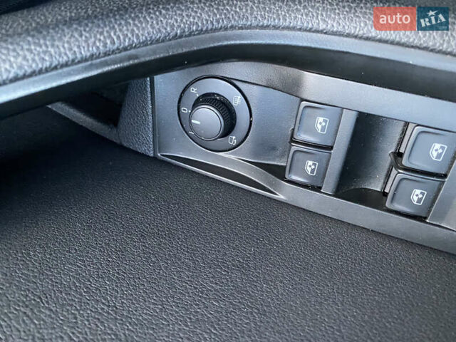 Синий Шкода Суперб, объемом двигателя 1.97 л и пробегом 213 тыс. км за 20450 $, фото 24 на Automoto.ua