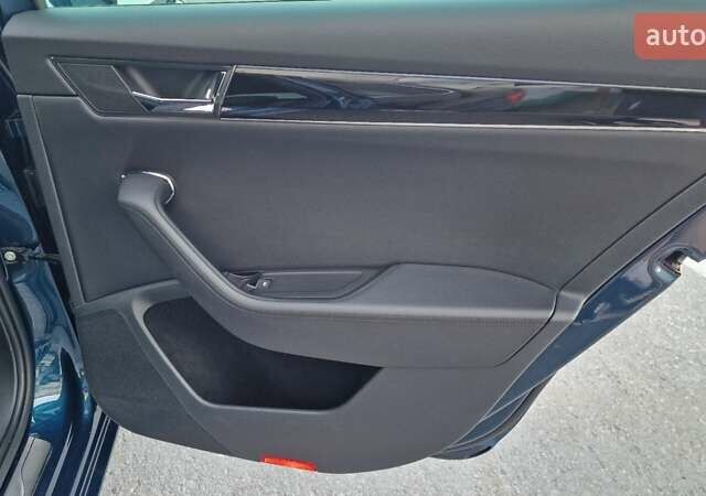 Синій Шкода Суперб, об'ємом двигуна 2 л та пробігом 146 тис. км за 29333 $, фото 62 на Automoto.ua