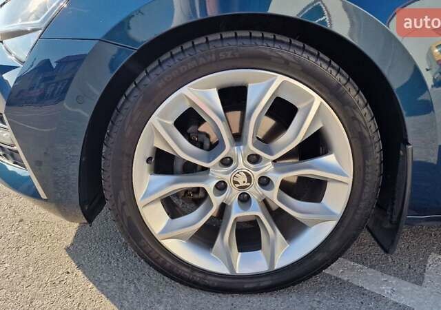 Синій Шкода Суперб, об'ємом двигуна 2 л та пробігом 146 тис. км за 29333 $, фото 30 на Automoto.ua