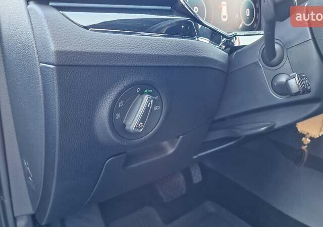 Синій Шкода Суперб, об'ємом двигуна 2 л та пробігом 146 тис. км за 29333 $, фото 47 на Automoto.ua