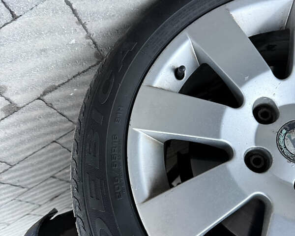 Синий Шкода Суперб, объемом двигателя 1.9 л и пробегом 341 тыс. км за 4500 $, фото 20 на Automoto.ua