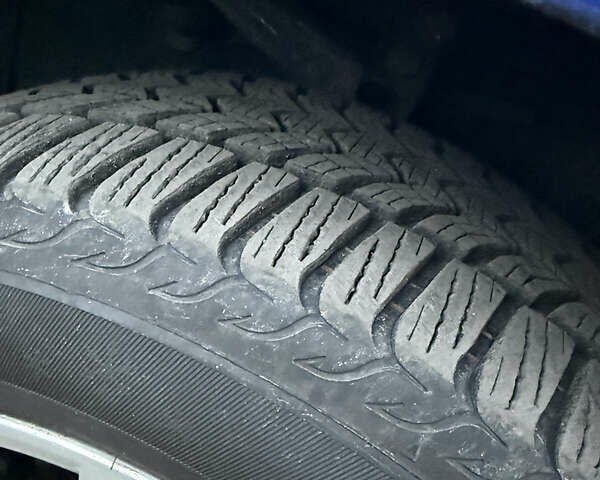 Синий Шкода Суперб, объемом двигателя 1.9 л и пробегом 341 тыс. км за 4500 $, фото 17 на Automoto.ua