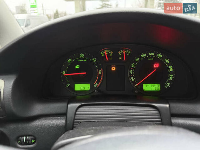 Синий Шкода Суперб, объемом двигателя 1.9 л и пробегом 341 тыс. км за 4500 $, фото 12 на Automoto.ua