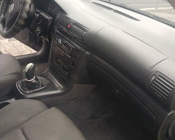 Синий Шкода Суперб, объемом двигателя 1.9 л и пробегом 290 тыс. км за 3800 $, фото 27 на Automoto.ua