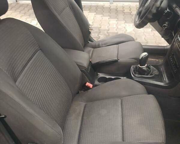 Синий Шкода Суперб, объемом двигателя 1.9 л и пробегом 290 тыс. км за 3800 $, фото 28 на Automoto.ua