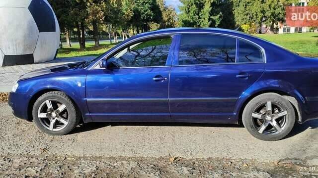 Шкода Суперб 2003 в Бурштыне на Automoto.ua Синий Шкода Суперб, объемом двигателя 1.9 л и пробегом 450 тыс. км за 5000 $, фото 4 на Automoto.ua