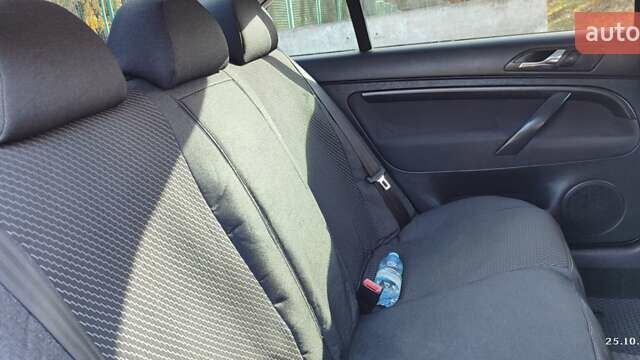 Шкода Суперб 2003 в Бурштыне на Automoto.ua Синий Шкода Суперб, объемом двигателя 1.9 л и пробегом 450 тыс. км за 5000 $, фото 12 на Automoto.ua