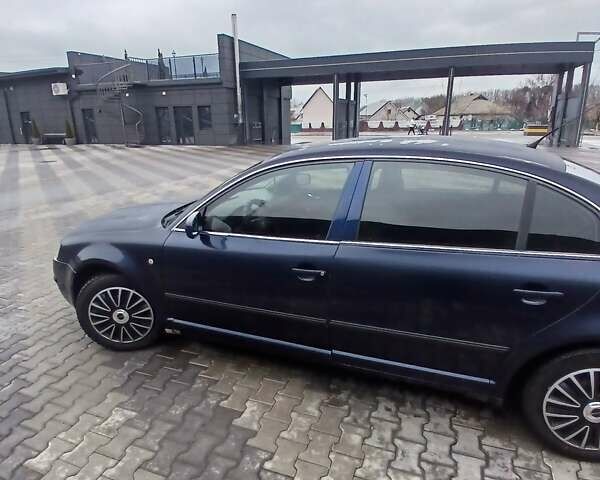 Синий Шкода Суперб, объемом двигателя 1.9 л и пробегом 290 тыс. км за 3800 $, фото 3 на Automoto.ua