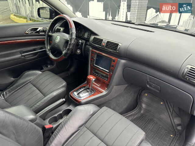 Синій Шкода Суперб, об'ємом двигуна 2.77 л та пробігом 310 тис. км за 5100 $, фото 16 на Automoto.ua