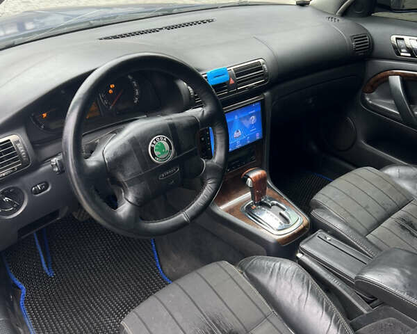 Синий Шкода Суперб, объемом двигателя 2.5 л и пробегом 300 тыс. км за 3500 $, фото 6 на Automoto.ua