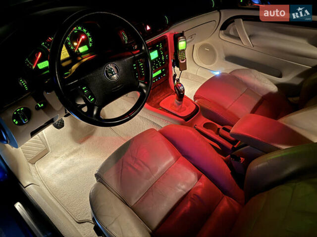 Синій Шкода Суперб, об'ємом двигуна 1.9 л та пробігом 434 тис. км за 5900 $, фото 93 на Automoto.ua