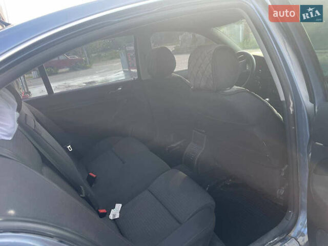 Синій Шкода Суперб, об'ємом двигуна 1.78 л та пробігом 302 тис. км за 5499 $, фото 7 на Automoto.ua