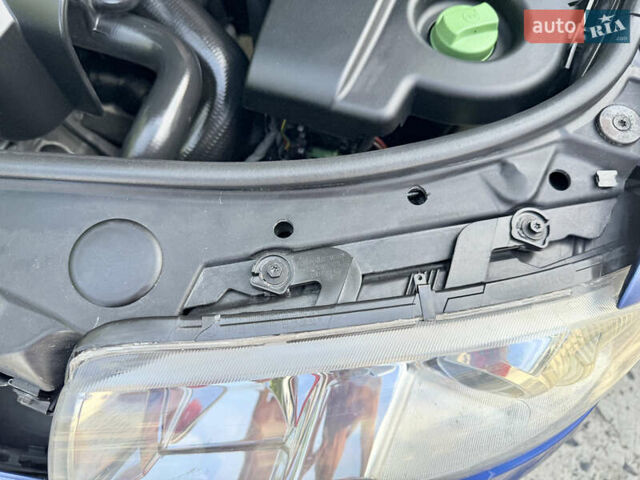 Синій Шкода Суперб, об'ємом двигуна 1.9 л та пробігом 434 тис. км за 5900 $, фото 52 на Automoto.ua