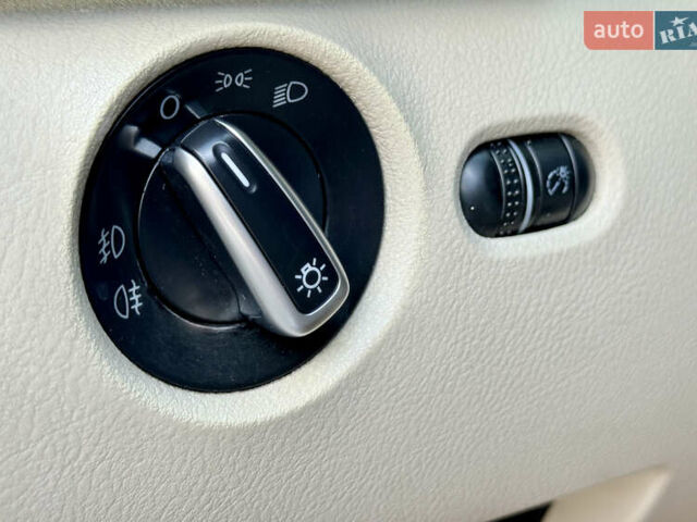 Синій Шкода Суперб, об'ємом двигуна 1.9 л та пробігом 434 тис. км за 5900 $, фото 99 на Automoto.ua