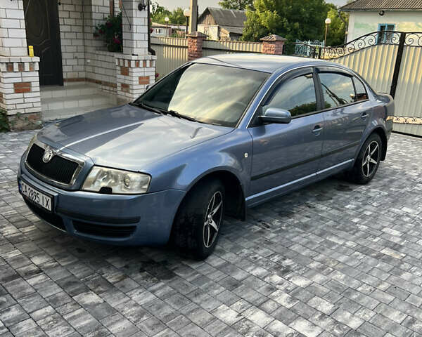 Шкода Суперб 2005 у Чечельнике на Automoto.ua Синій Шкода Суперб, об'ємом двигуна 1.8 л та пробігом 290 тис. км за 4800 $, фото 4 на Automoto.ua