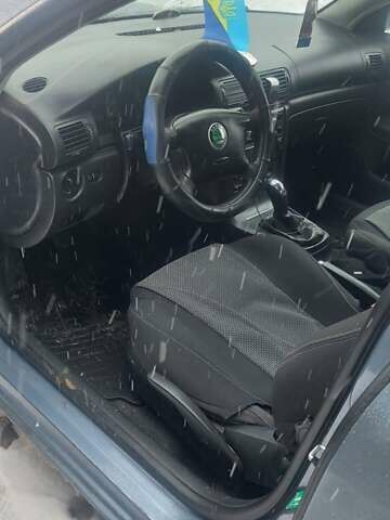 Синий Шкода Суперб, объемом двигателя 1.8 л и пробегом 220 тыс. км за 2200 $, фото 2 на Automoto.ua