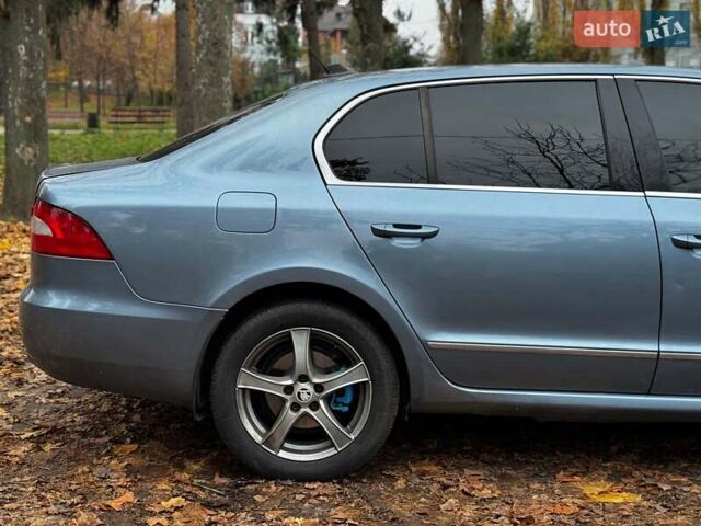 Синий Шкода Суперб, объемом двигателя 2 л и пробегом 345 тыс. км за 8640 $, фото 11 на Automoto.ua