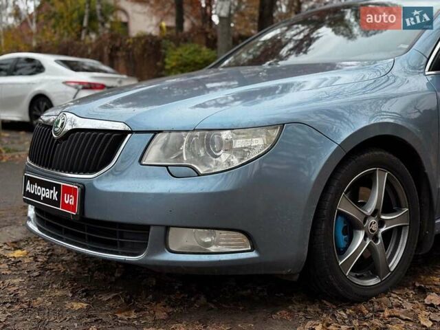 Синий Шкода Суперб, объемом двигателя 2 л и пробегом 345 тыс. км за 8640 $, фото 7 на Automoto.ua