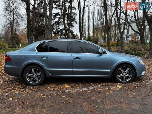 Синий Шкода Суперб, объемом двигателя 2 л и пробегом 345 тыс. км за 8640 $, фото 10 на Automoto.ua