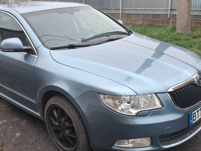 Синій Шкода Суперб, об'ємом двигуна 2 л та пробігом 227 тис. км за 7000 $, фото 1 на Automoto.ua