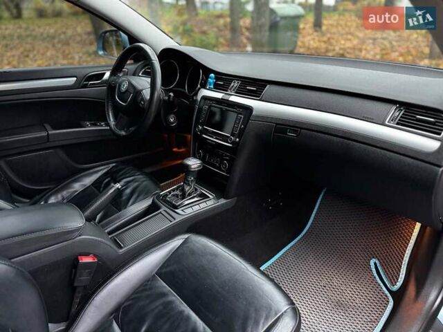 Синий Шкода Суперб, объемом двигателя 2 л и пробегом 345 тыс. км за 8640 $, фото 34 на Automoto.ua