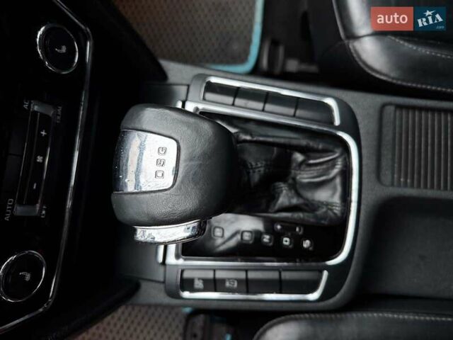 Синий Шкода Суперб, объемом двигателя 2 л и пробегом 345 тыс. км за 8640 $, фото 30 на Automoto.ua