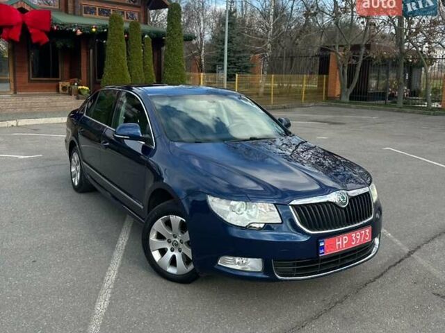 Синий Шкода Суперб, объемом двигателя 1.8 л и пробегом 225 тыс. км за 8500 $, фото 1 на Automoto.ua
