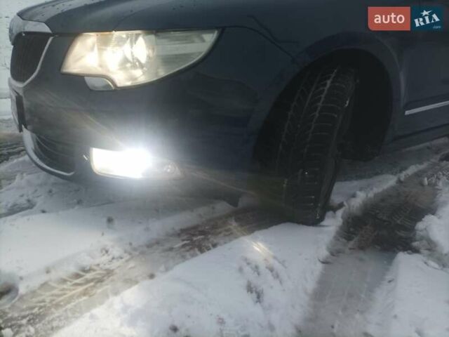Синий Шкода Суперб, объемом двигателя 2 л и пробегом 314 тыс. км за 8600 $, фото 6 на Automoto.ua