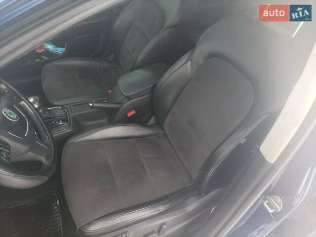 Синий Шкода Суперб, объемом двигателя 2 л и пробегом 314 тыс. км за 8600 $, фото 13 на Automoto.ua