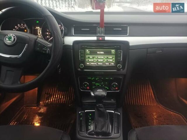 Синий Шкода Суперб, объемом двигателя 2 л и пробегом 314 тыс. км за 8600 $, фото 16 на Automoto.ua