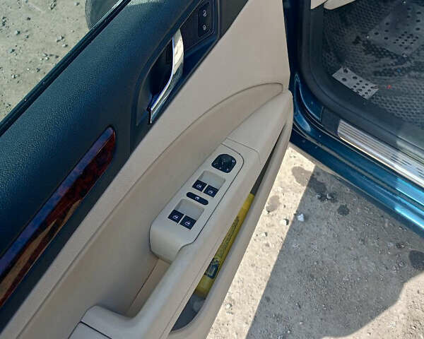 Синий Шкода Суперб, объемом двигателя 1.6 л и пробегом 195 тыс. км за 10900 $, фото 7 на Automoto.ua