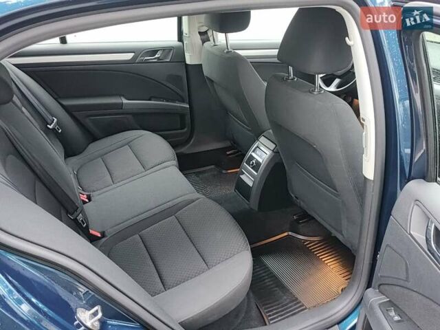 Синий Шкода Суперб, объемом двигателя 1.6 л и пробегом 172 тыс. км за 13000 $, фото 20 на Automoto.ua