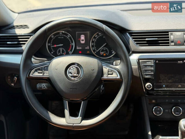 Синий Шкода Суперб, объемом двигателя 1.6 л и пробегом 284 тыс. км за 12900 $, фото 31 на Automoto.ua