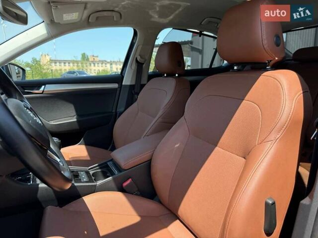 Синій Шкода Суперб, об'ємом двигуна 1.6 л та пробігом 284 тис. км за 13500 $, фото 21 на Automoto.ua