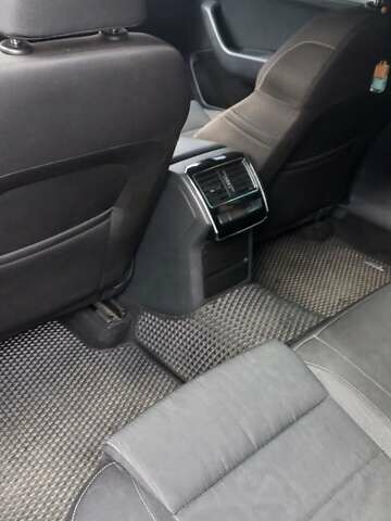 Синий Шкода Суперб, объемом двигателя 1.97 л и пробегом 277 тыс. км за 15000 $, фото 13 на Automoto.ua