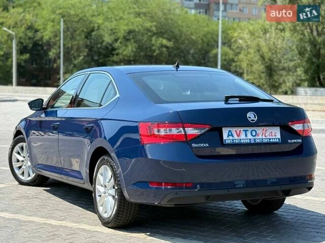 Синій Шкода Суперб, об'ємом двигуна 1.6 л та пробігом 284 тис. км за 13500 $, фото 9 на Automoto.ua