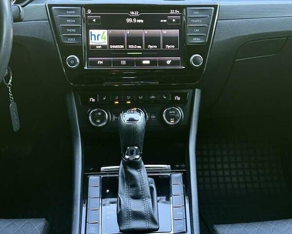 Синій Шкода Суперб, об'ємом двигуна 2.01 л та пробігом 296 тис. км за 15200 $, фото 11 на Automoto.ua