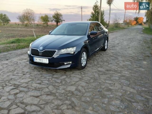 Синий Шкода Суперб, объемом двигателя 1.97 л и пробегом 221 тыс. км за 13700 $, фото 2 на Automoto.ua